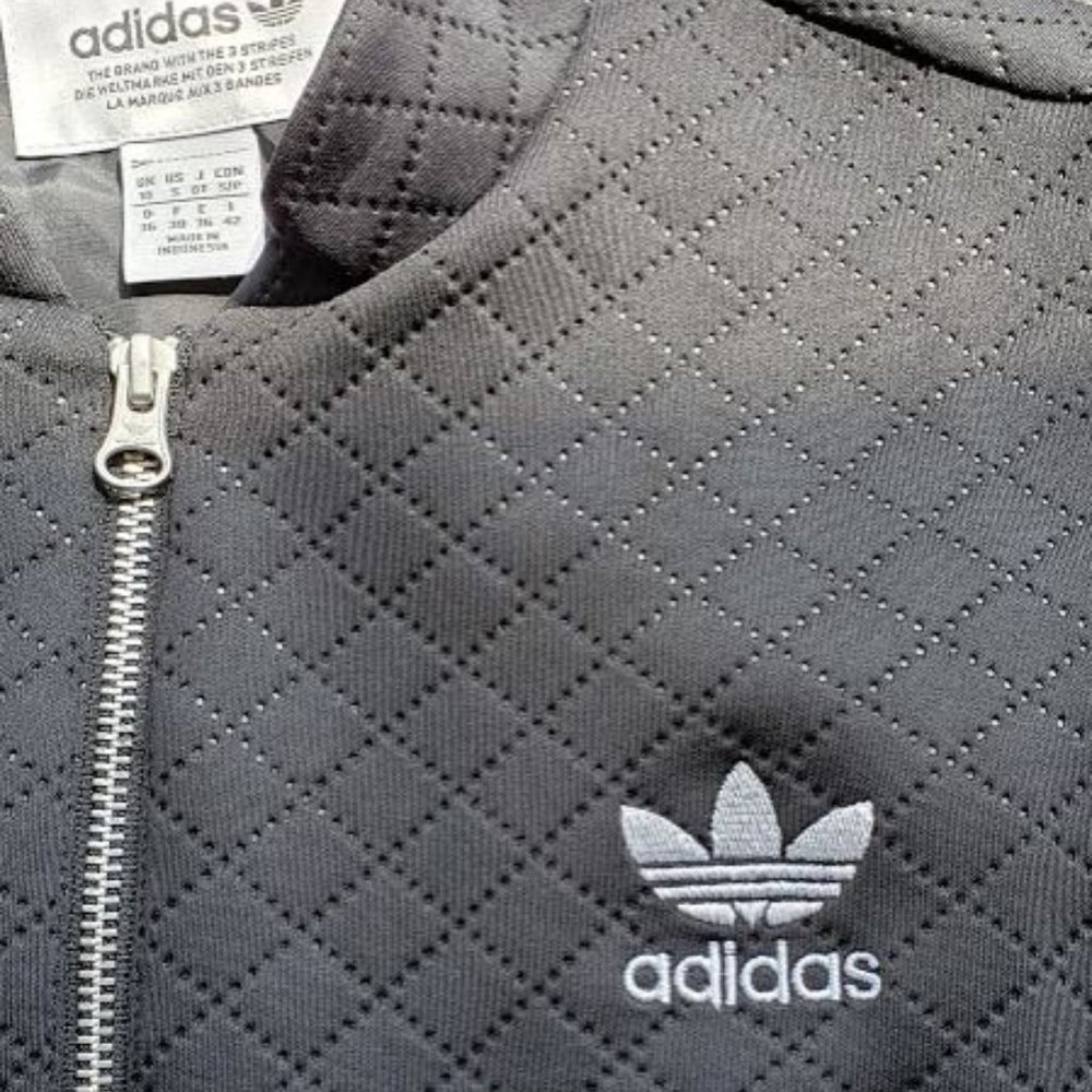 Adidas quilted black zip front 2pocket vest, S/M